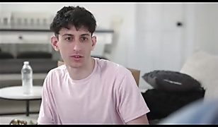 Boyfriends april fools prank gone wrongL9fGpwvX