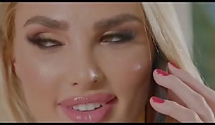 Cheating wife in stockings takes big dickIZl0BjYd