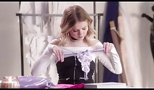 cute Intern seduces her older bossH6fik